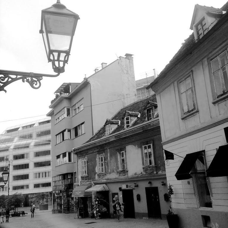 Apartment History Загреб Екстериор снимка