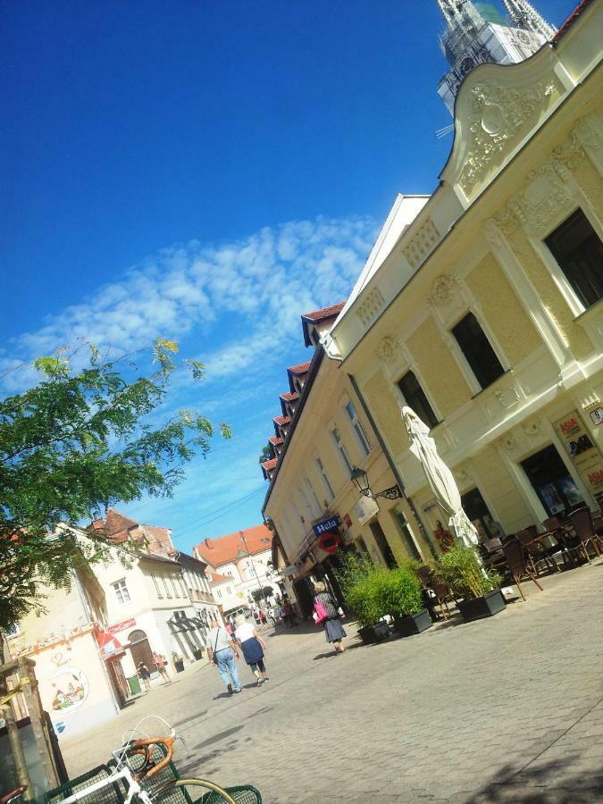 Apartment History Загреб Екстериор снимка